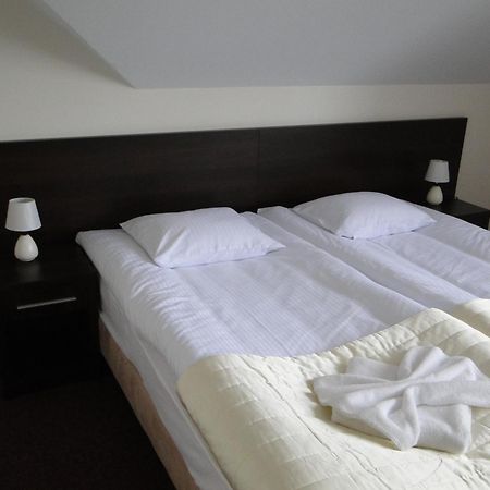 Hotel Cynamon Tokarnia  외부 사진
