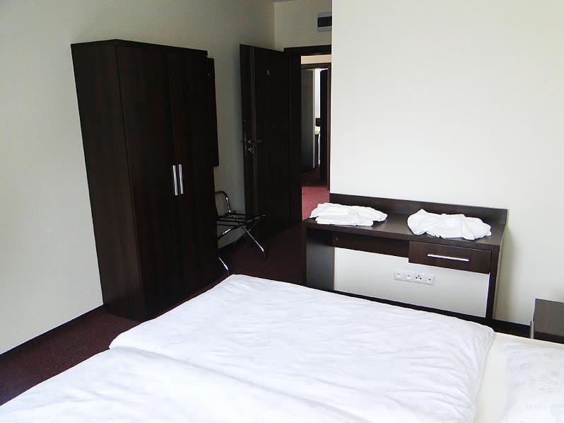 Hotel Cynamon Tokarnia  객실 사진